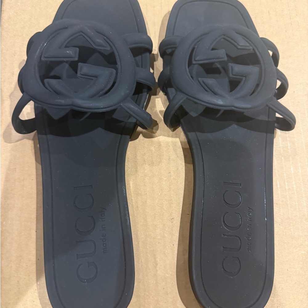 Gucci COPY Black Logo Sandals for Women